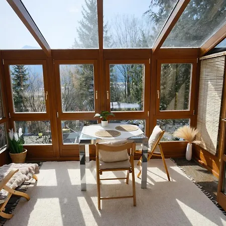Couette-café Mountain View Mit Sonnigem Wintergarten 3*