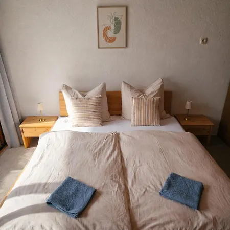 Couette-café Mountain View Mit Sonnigem Wintergarten 3*