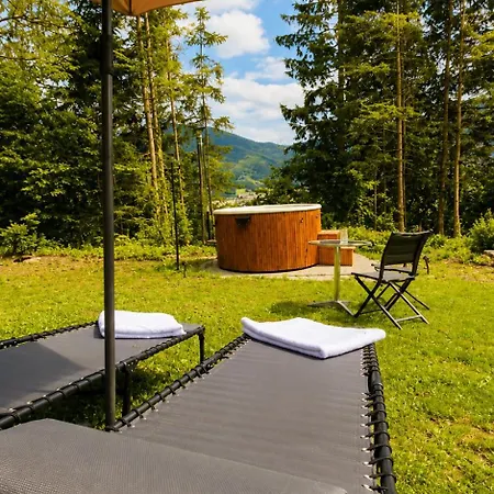 Mountain View Mit Sonnigem Wintergarten