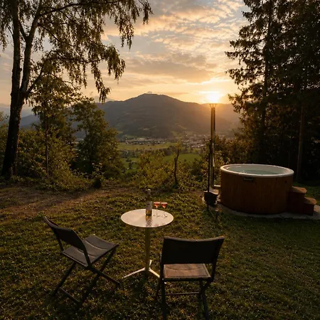 Mountain View Mit Sonnigem Wintergarten Bed & Breakfast